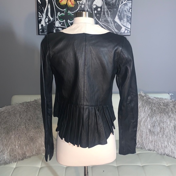 Soft Leather Black and Cream Open Front Jacket - Picture 5 of 11